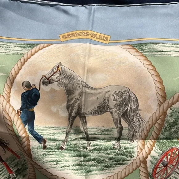 Hermes scarf size 90 - Picture 2 of 4